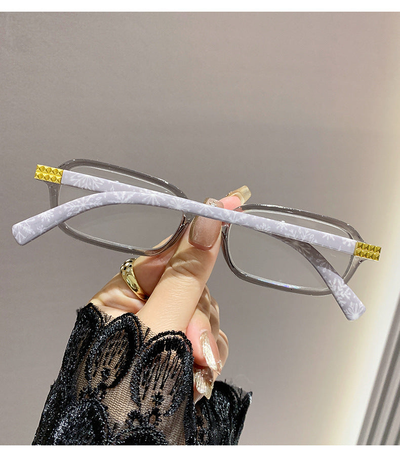 Chic Tortoiseshell Reading Glasses for Women – Stylish Anti-Blue Light Readers